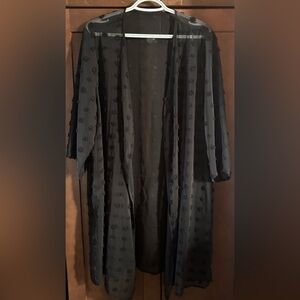 3 for $30. NWOT. SHEIN LUNE Plus Drop Shoulder Curved Hem Swiss Dot Kimono